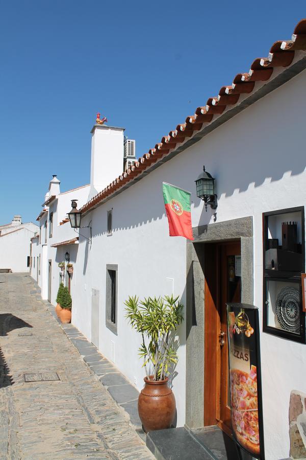 Casa Da Muralha Suite شنتي المظهر الخارجي الصورة